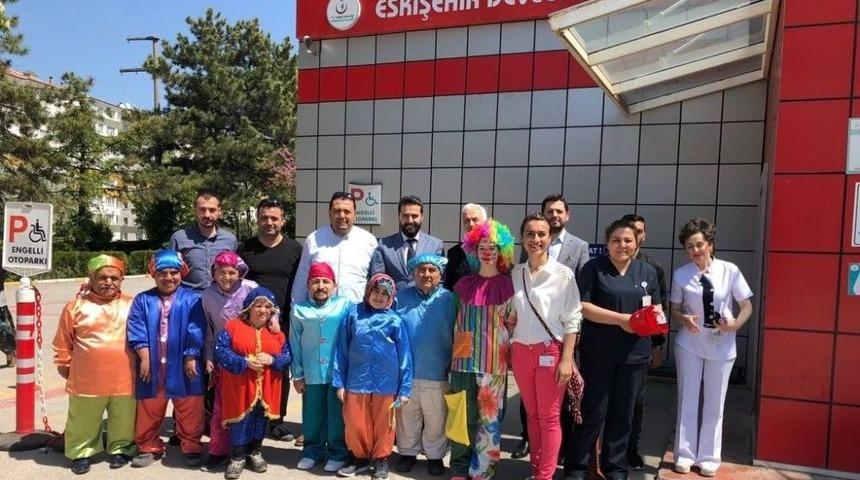 Devlet Hastanesi’nde 23 Nisan Coşkusu