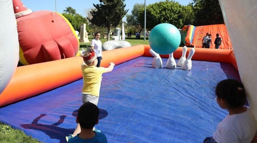 23 Nisan Coşkusu Çocuk Festivalinde Yaşatılıyor