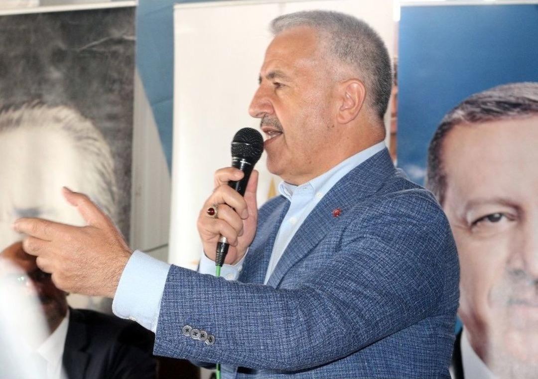 Bakan Arslan Ağrı&rsquo;da