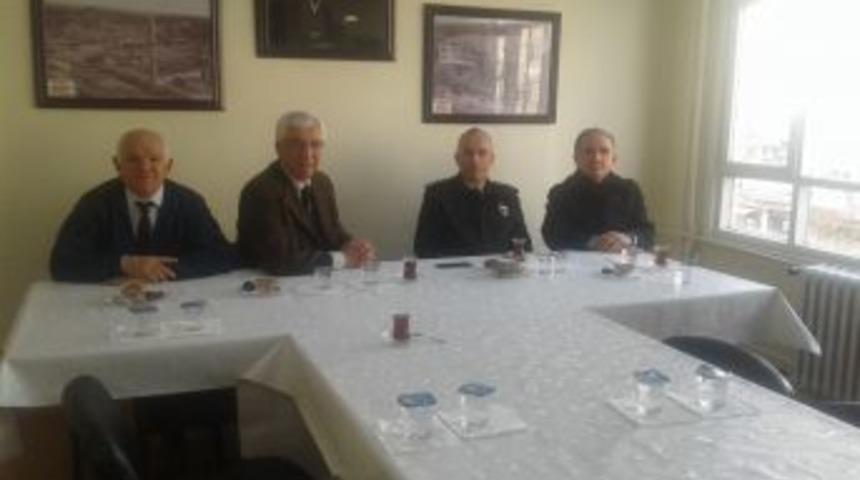 Alay Komutanı Kent Konseyini Ziyaret Etti