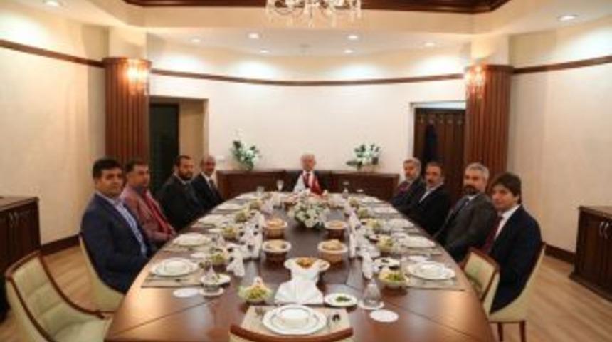 Rektör Karakaya, Aksaray’da Bölge Rektörleri İle Bir Araya Geldi