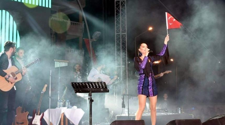 Aliağa’da Derya Uluğ Rüzgarı