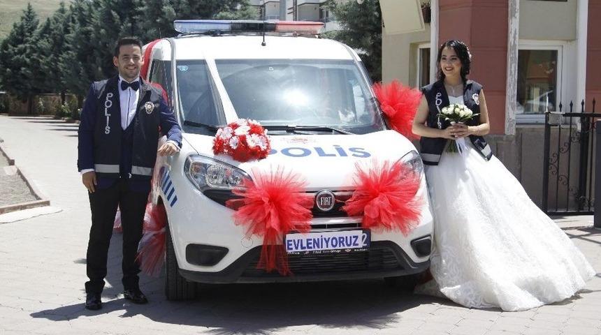 Polis Otosu Gelin Arabası Oldu