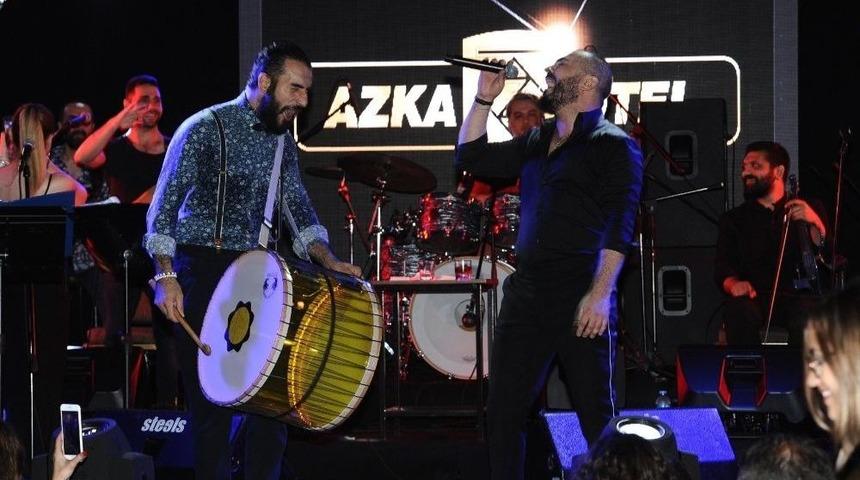 Rober Hatemo Bodrumluları Coşturdu