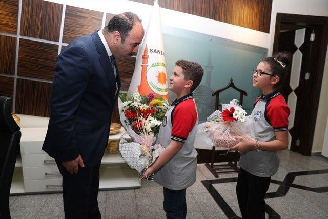 Belediye Başkanı &Ccedil;ift&ccedil;i Makamını Devretti 1