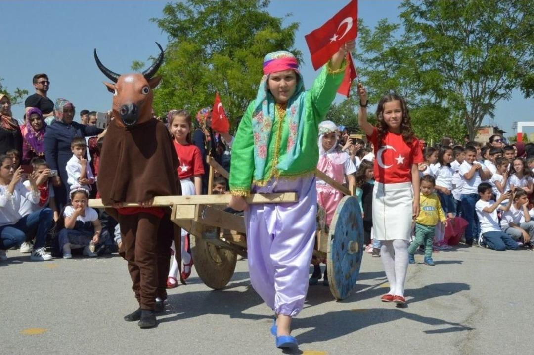 Minikler Bayramlarını Kutladı