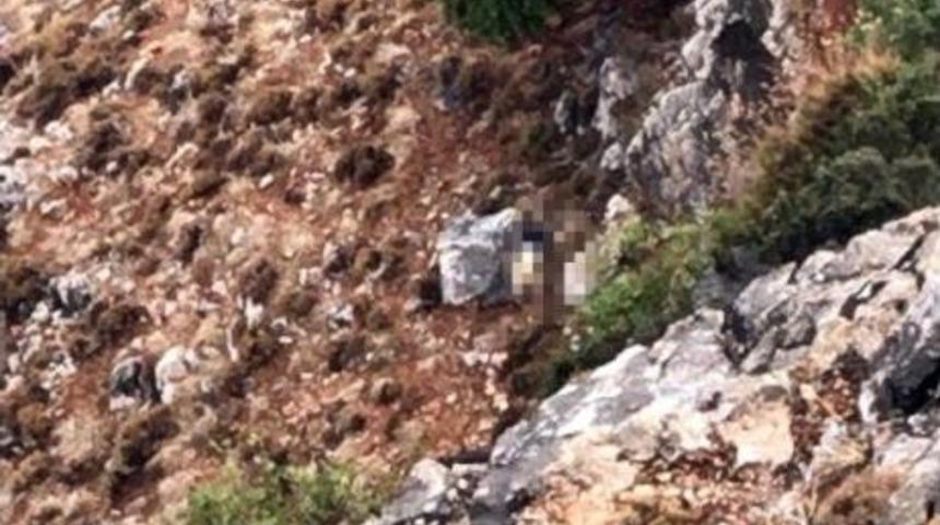 Alanya Kalesi Surlarından D&uuml;şen Bir Kişi &Ouml;ld&uuml;