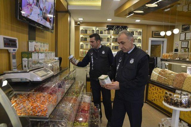 Tepebaşı Zabıtası Yeni Yıl Mesaisinde