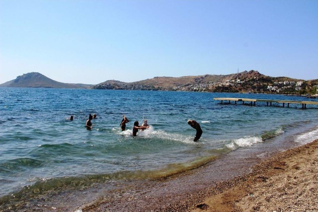 Yattara&rsquo;yı Zorla Denizde Soktular