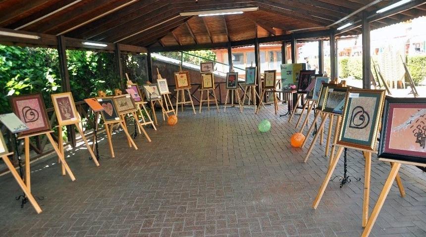 T&uuml;rk İslam Sanatları Sergisi A&ccedil;ıldı