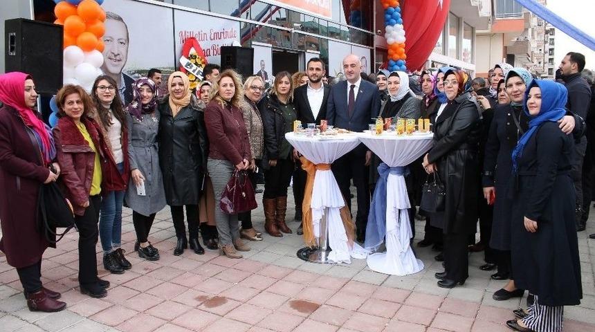 Midyat&rsquo;ta Ak Parti Binası A&ccedil;ılışı Yapıldı