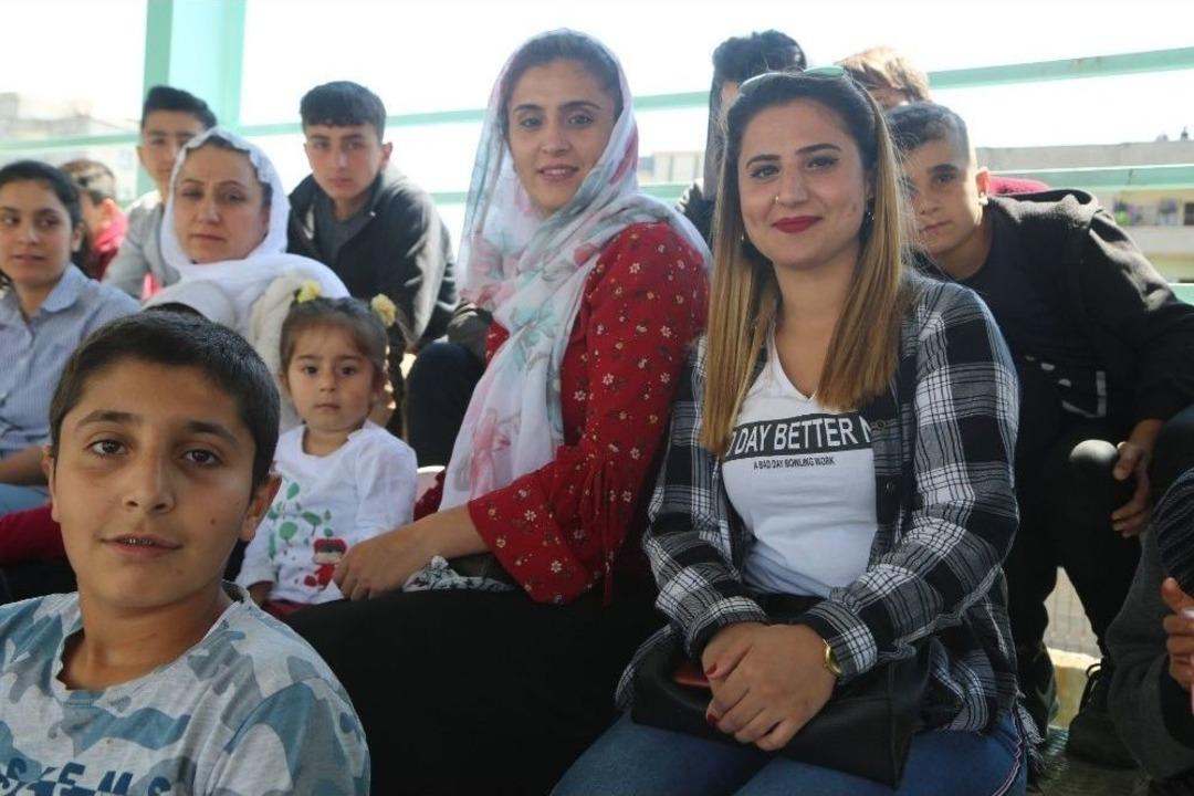 Ter&ouml;rden Arınan Silopi&rsquo;de Halaylı 23 Nisan Kutlamaları