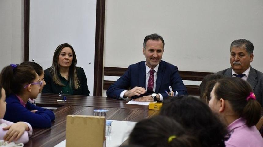 Taban &Ouml;ğrencilerin Sorularını Cevapladı