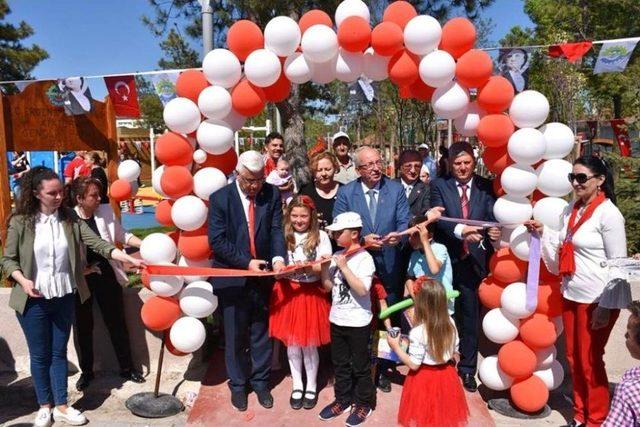 Başkan Albayrak Atat&uuml;rk Ve Gen&ccedil;lik Parkı İle Atat&uuml;rk &Ccedil;ocukları K&uuml;t&uuml;phanesinin A&ccedil;ılışına Katıldı 2