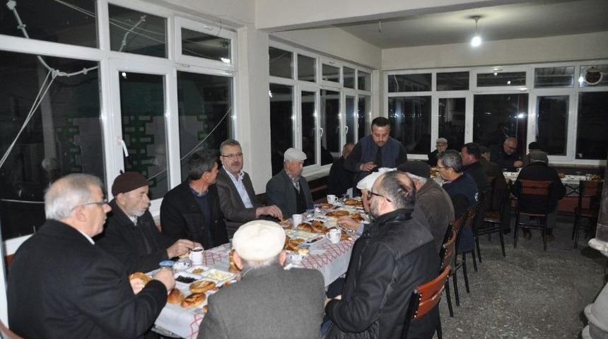 &Ouml;zkan&rsquo;a &Ccedil;eşnigir&rsquo;de B&uuml;y&uuml;k İlgi