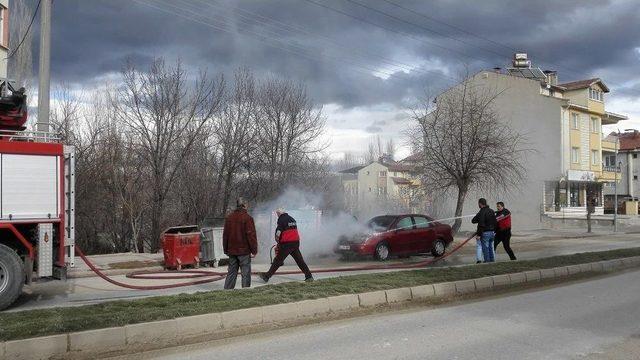 Hisarcık’ta Park Halindeki Otomobilde Yangın