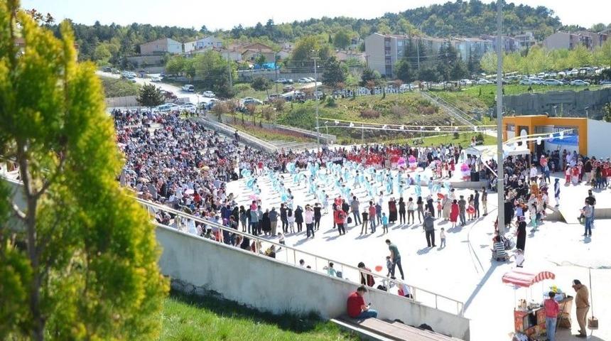 Şenlikler G&uuml;n Boyu Devam Etti