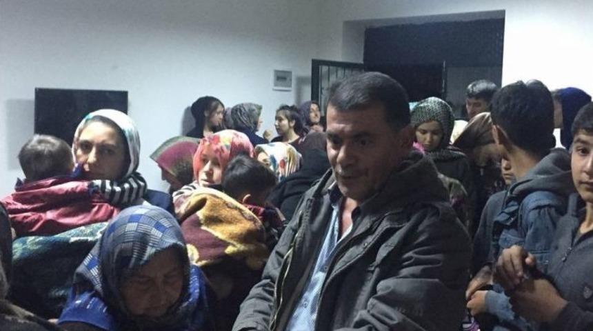 &Ccedil;ocuğa Menenjit Teşhisi Konuldu, K&ouml;yl&uuml;lere Antibiyotik Tedavisi Uygulandı