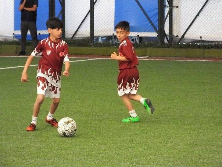 Elazığspor Futbol Okulu Açıldı G4