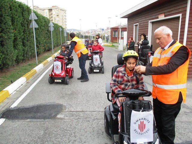 Geleceğin Bilinçli Sürücüleri Ümraniye’de Yetişiyor