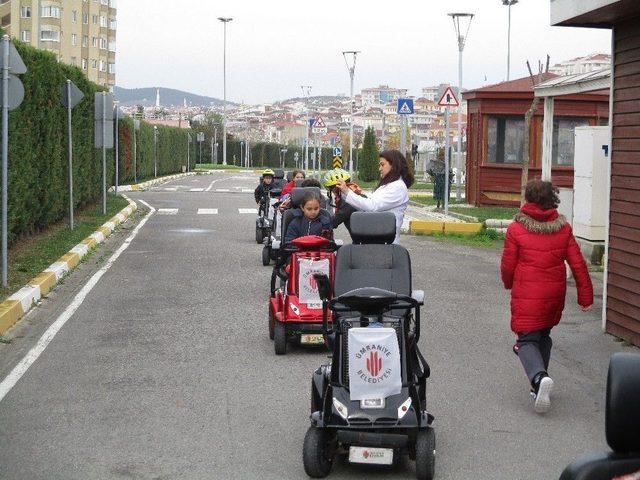 Geleceğin Bilinçli Sürücüleri Ümraniye’de Yetişiyor