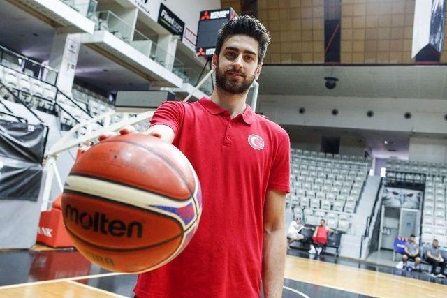 Furkan Korkmaz: 