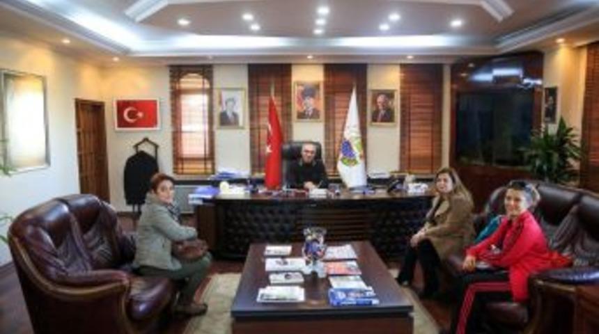 Sakadem&rsquo;in İlk Ziyareti Başkan Yılmazer&rsquo;e