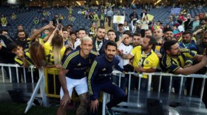 Alper Ve Fernandao&rsquo;dan Fotoğraf