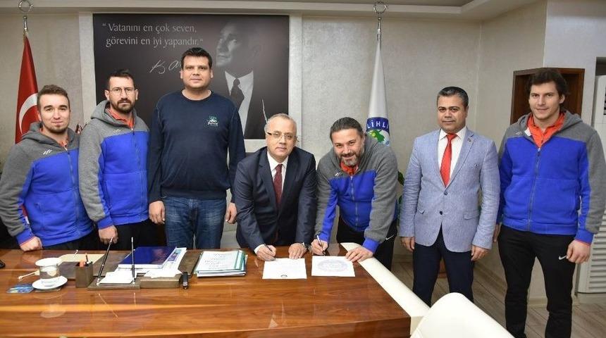 Salihli Belediyespor&rsquo;da K&uuml;rşad &Ccedil;etin D&ouml;nemi Başladı