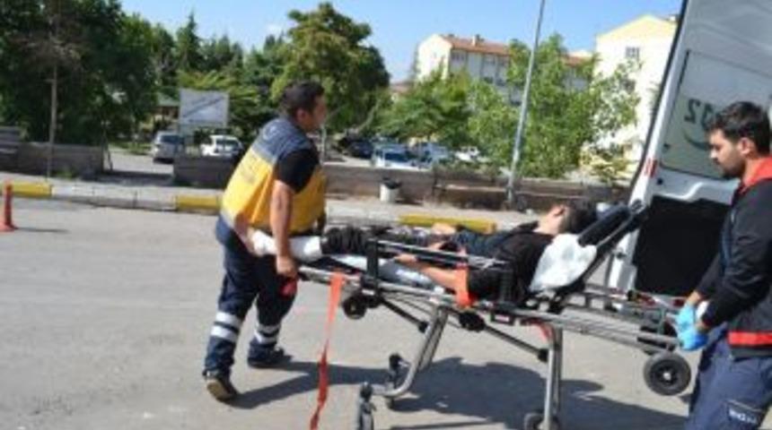 Kazayla Ava Gittiği Arkadaşını Vurdu