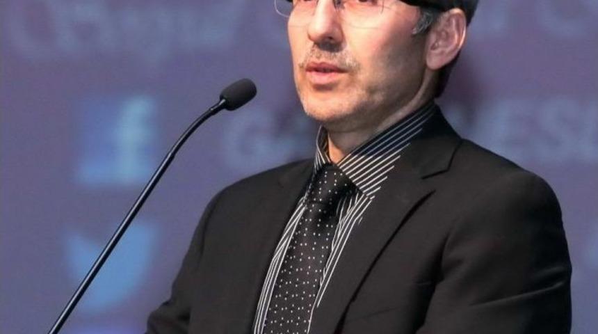 Yrd. Do&ccedil;. Dr. Altın&ouml;z&rsquo;den "asım&rsquo;ın Nesli&rsquo;nden Akif&rsquo;e Selam&rdquo; Konferansı