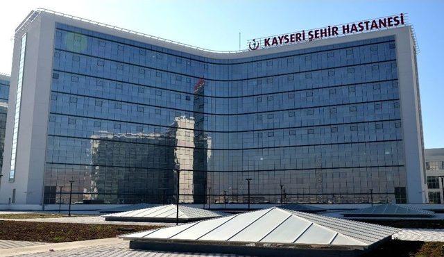 Şehir Hastaneleri Koordinasyon Daire Başkanı Çelebi, Kayseri Şehir Hastanesi’ni İnceledi