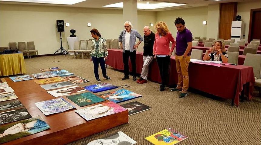 Kuşadası 5. Uluslararası Mehmet Nuri G&ouml;&ccedil;en Resim &Ccedil;alıştayı Başladı