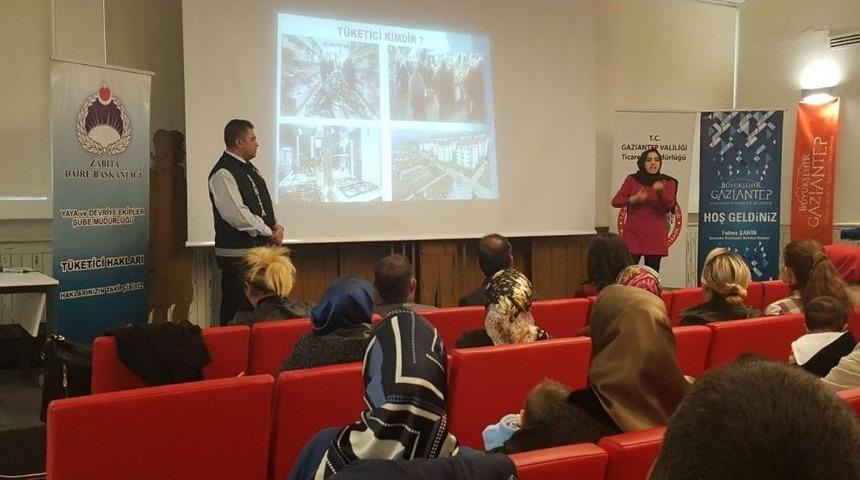 Zabıtalar İşitme Ve G&ouml;rme Engelli Vatandaşları Bilgilendirdi