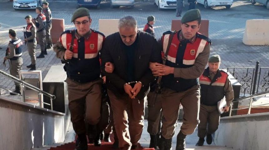 Boru Hattından Ham Petrol &Ccedil;almak İsteyen 5 Kişi Yakalandı