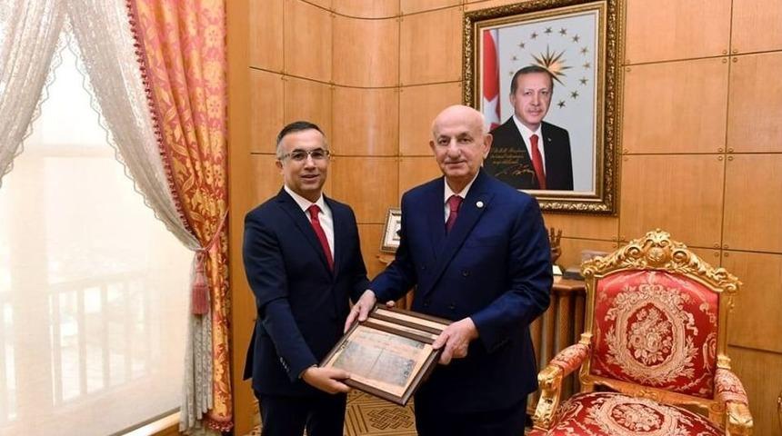 Vali &Ccedil;eber, Tbmm Başkanı Kahraman&rsquo;ı Ziyaret Etti