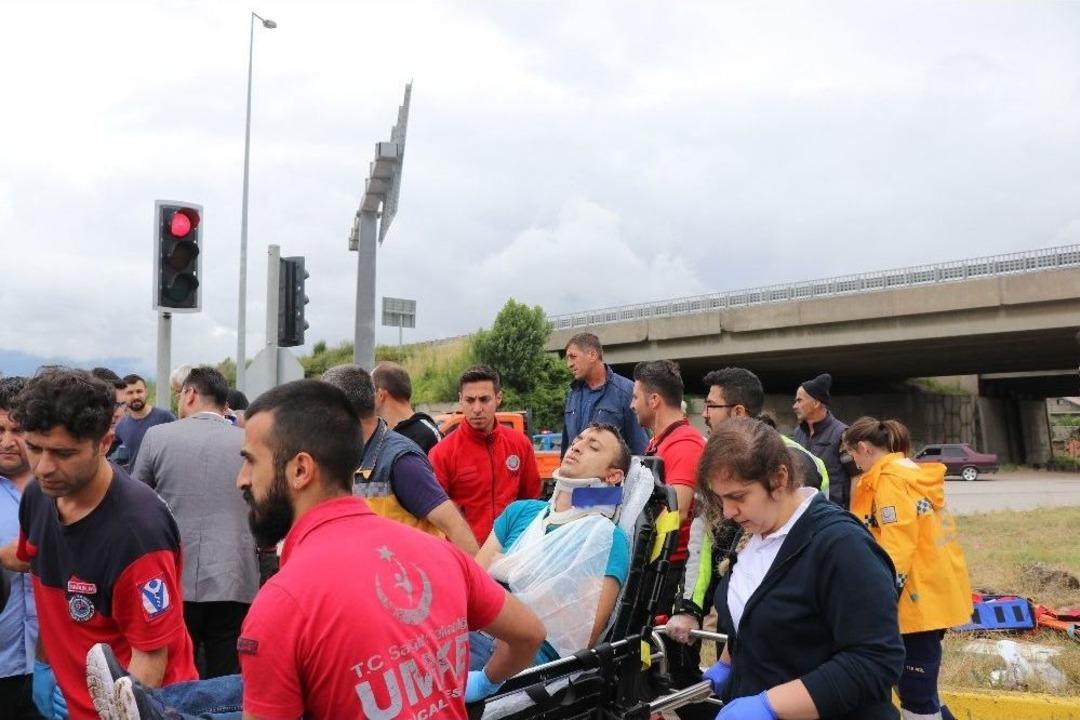 Bolu&rsquo;da Trafik Kazası: 4 Yaralı