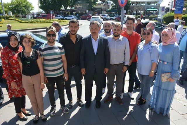 Ereğli’de Ak Parti’ye Coşkulu Karşılama