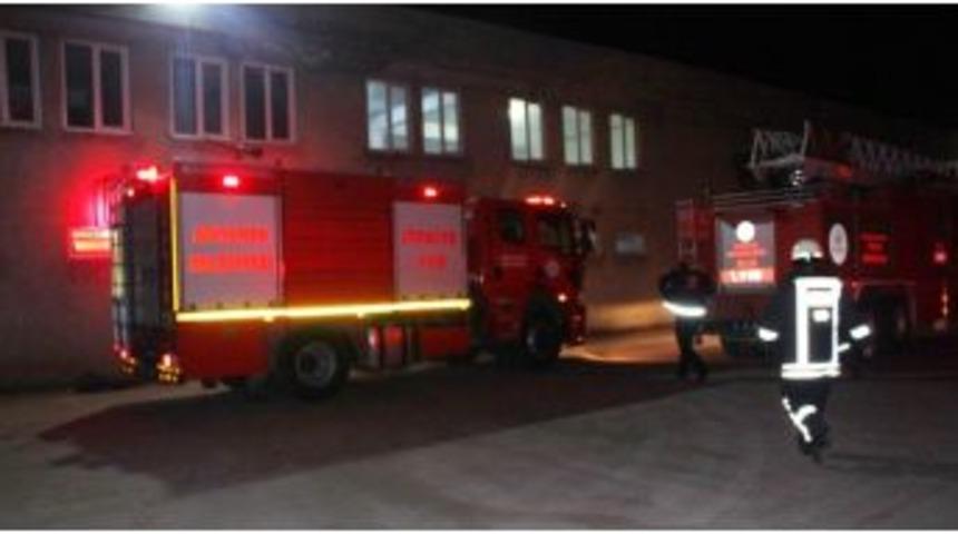 Adıyaman&rsquo;da Fabrika Yangını Korkuttu