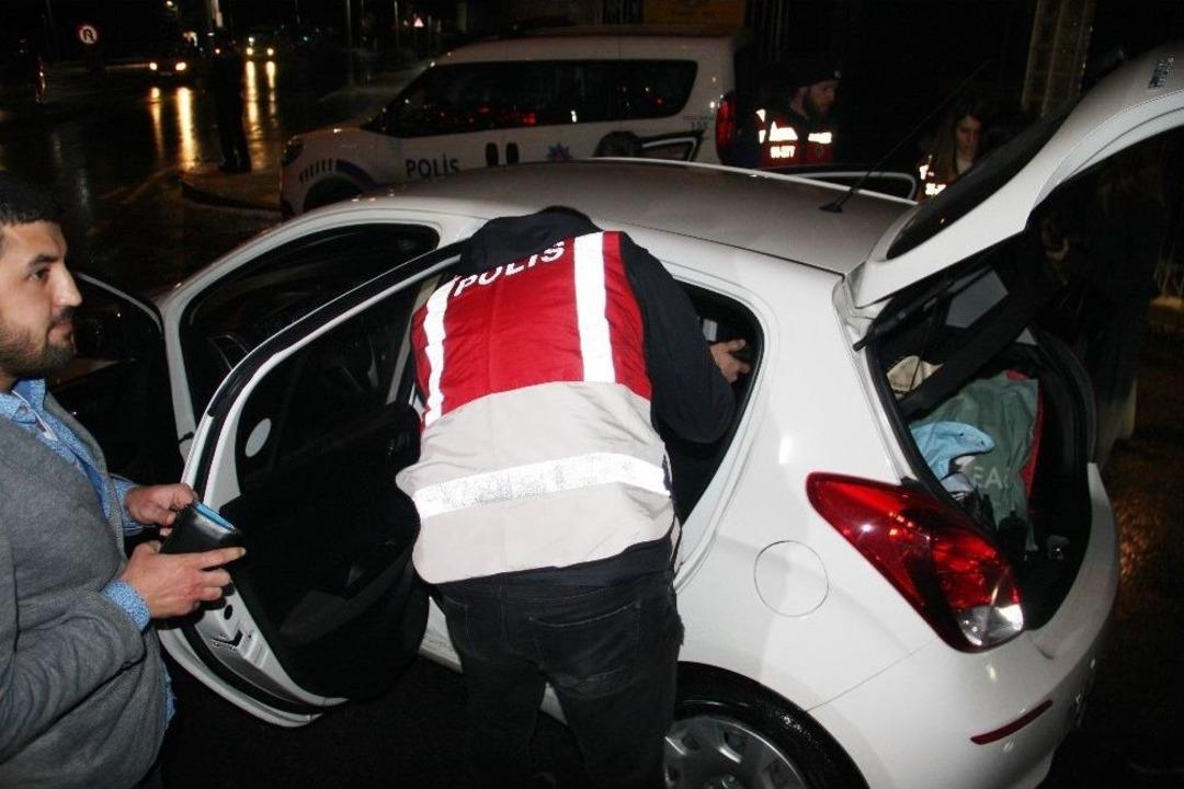 İstanbul&rsquo;da 2 Bin 340 Polisle Huzur Uygulaması