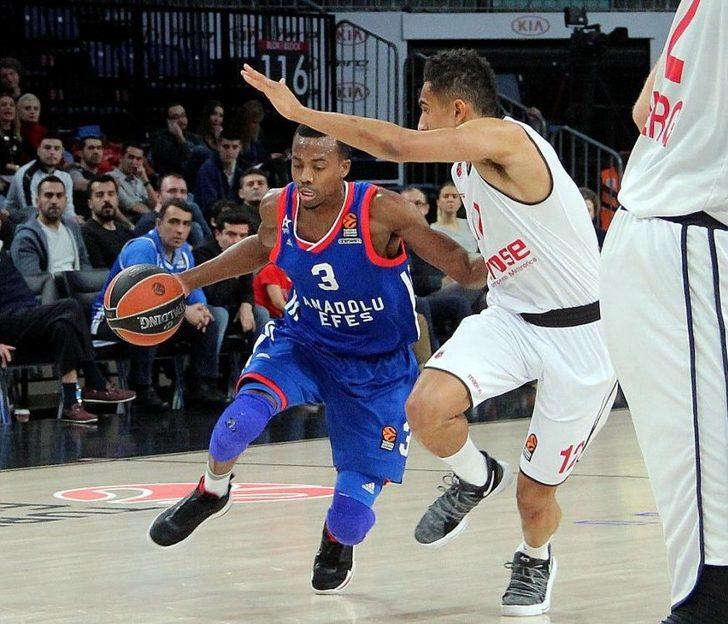 Thy Euroleague: Anadolu Efes: 69 - Brose Baskets Bamberg: 58 G1