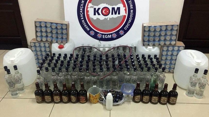 Evde Sahte İ&ccedil;ki İmalatına Polis Baskını