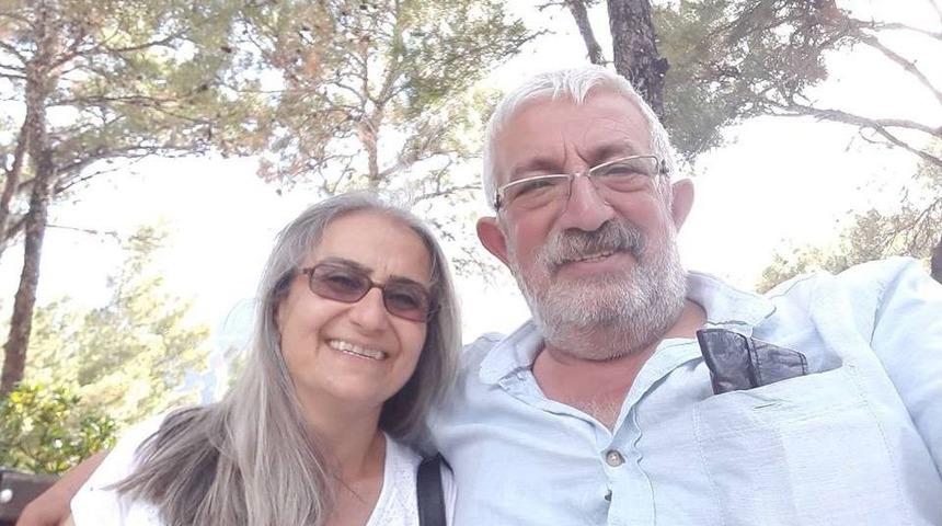 Direksiyon Hakimiyetini Kaybetti, Ağaca &Ccedil;arptı: 1 &Ouml;l&uuml;, 2 Yaralı