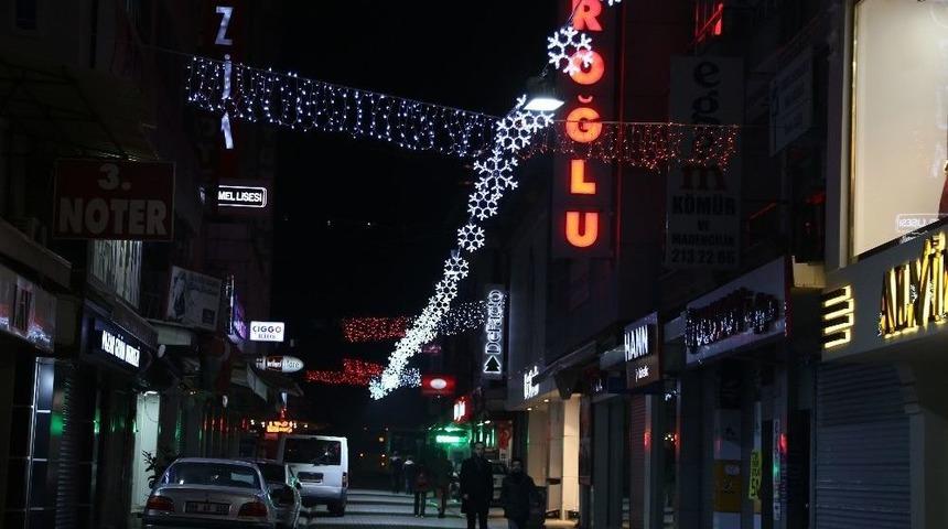 Yağcılari&ccedil;i Yeni Yıla Işıl Işıl Girecek