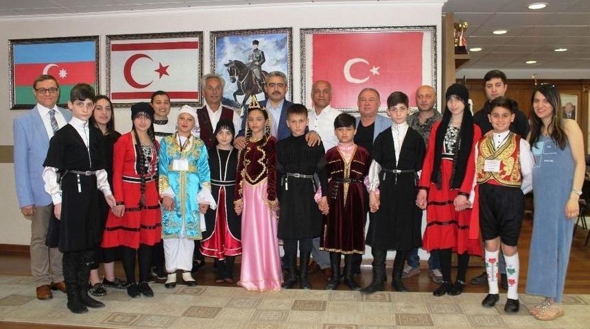 Dünya Çocuklarından Başkan Alıcık’a Ziyaret