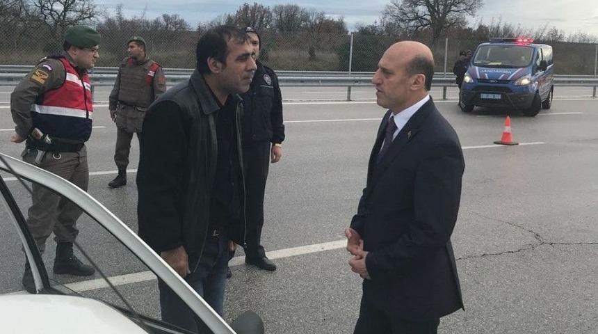 Vali &Ccedil;ift&ccedil;i, Yol Kontrollerini Denetledi