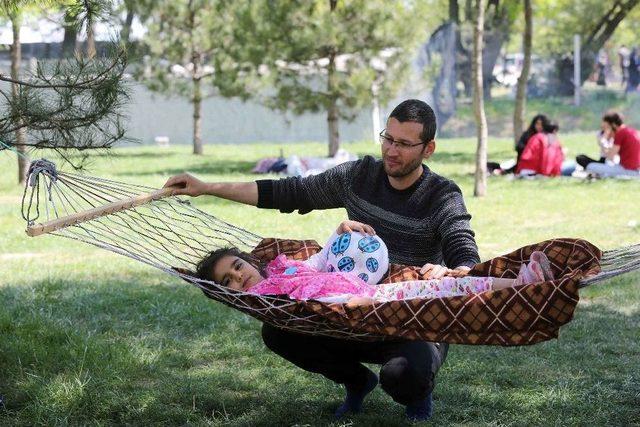 Yakacık 3 Günde 30 Bin Kişiyi Ağırladı