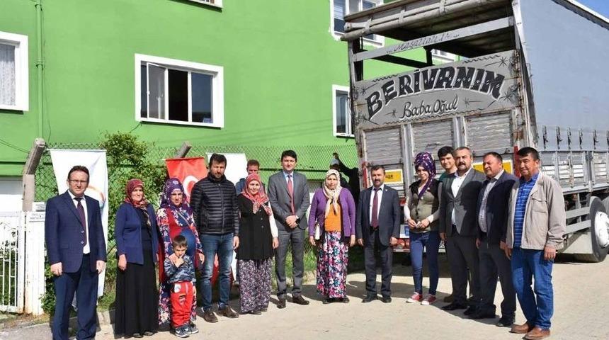 Pazarlar’da Genç Çiftçilere Damızlık Düve Dağıtımı Yapıldı