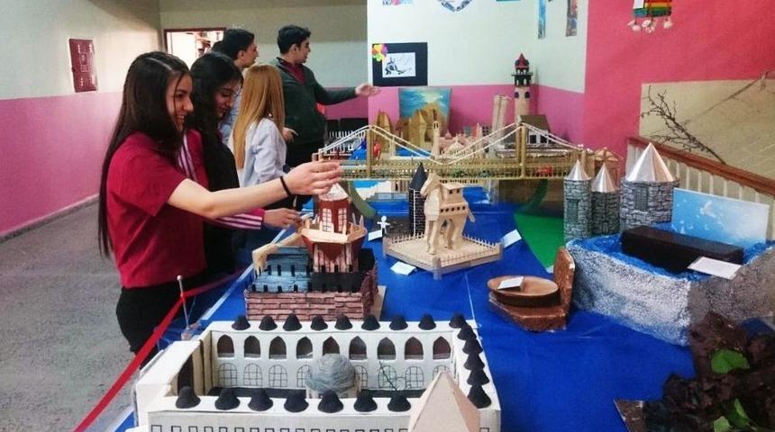 Deliceli Öğrencilerden Maket Sergisi