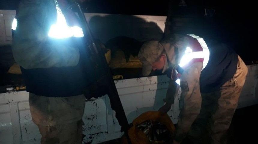 Ka&ccedil;ak Avcılara Jandarma Engeli